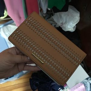 Stella & Dot Saddle Wallet